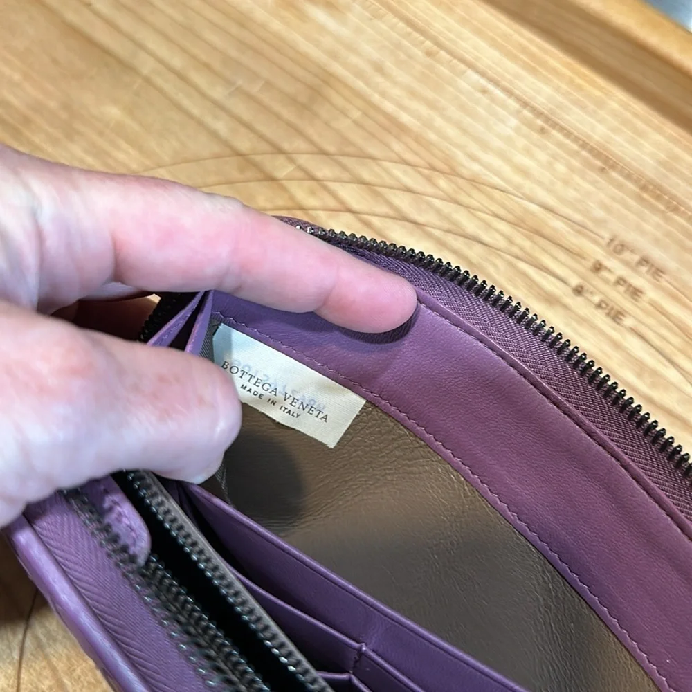Bottega Veneta wallet. Great used condition.  Comes with cards and box.